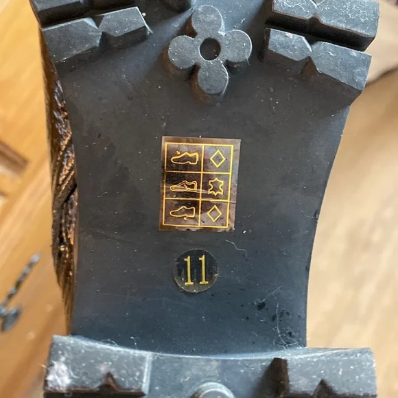 Jeffrey Campbell black patent leather heeled booties - Picture 7 of 8